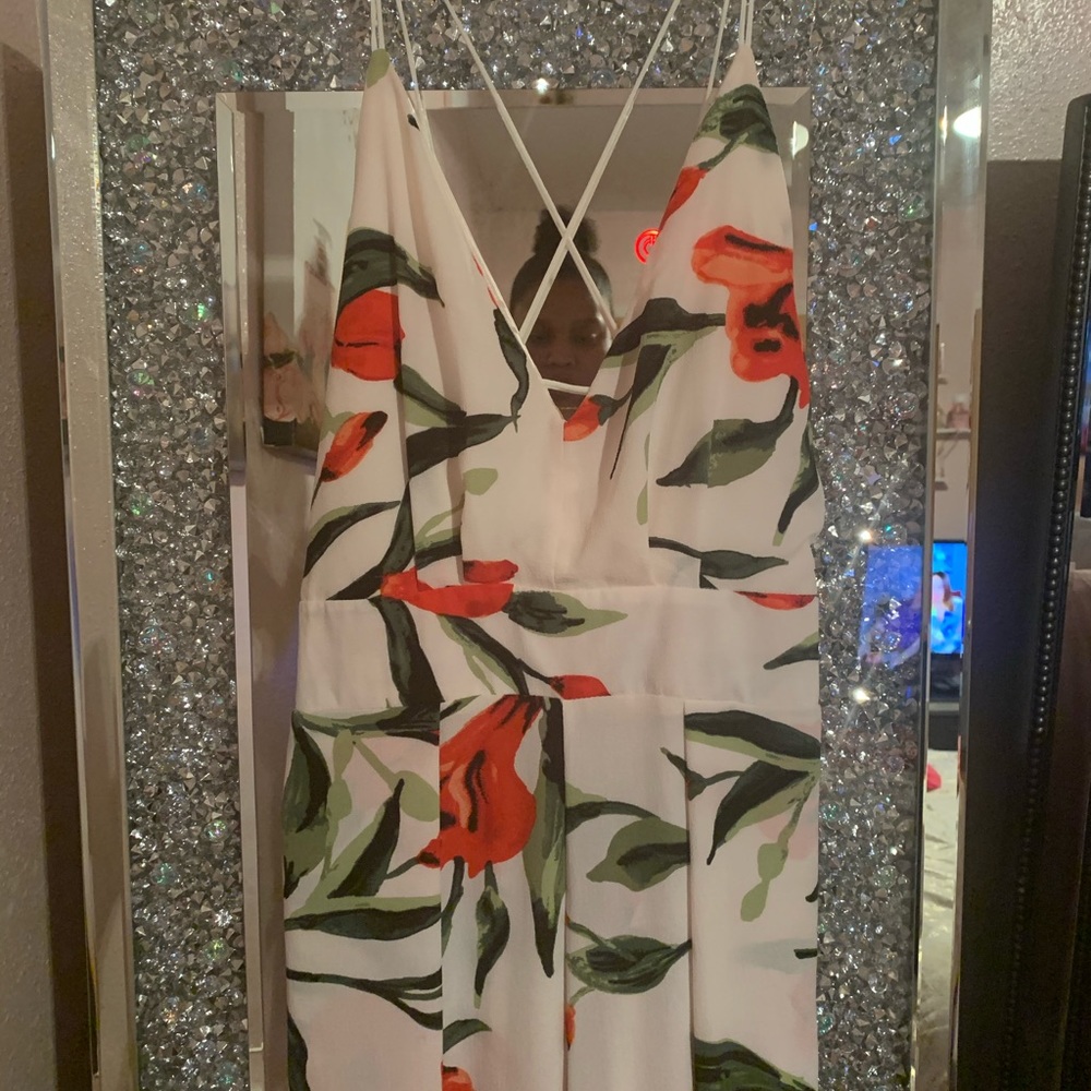 Floral jumpsuit - Picture 2 of 5